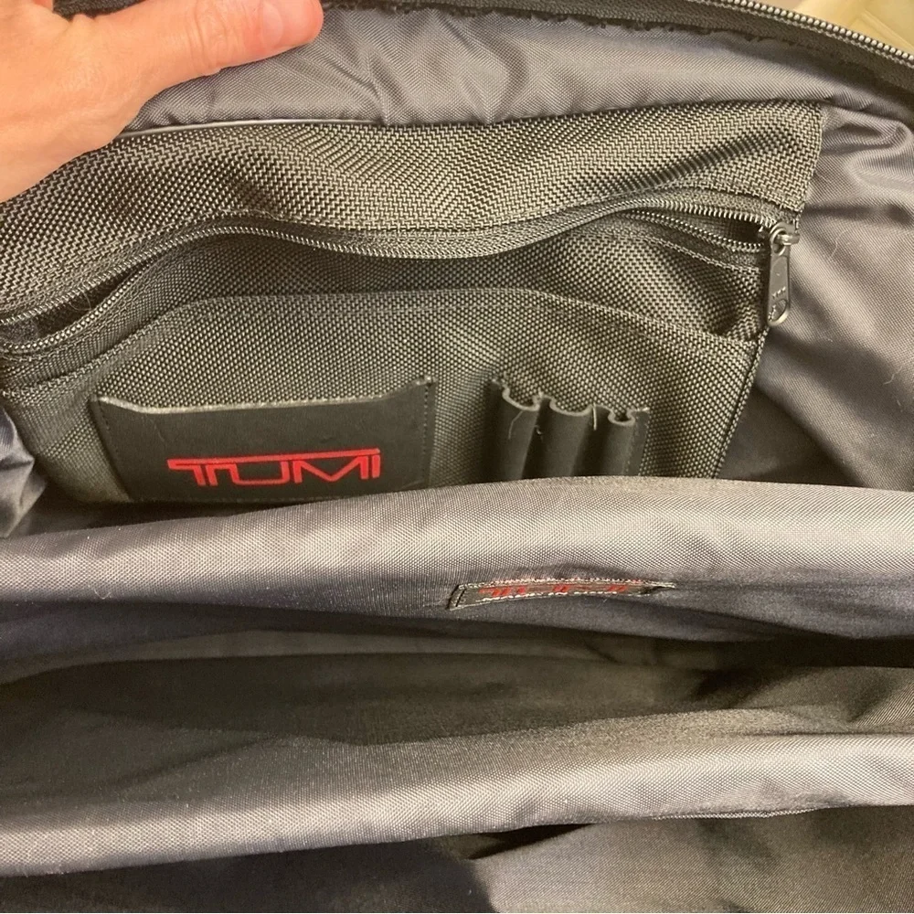 Tumi alpha organize breifcase bag